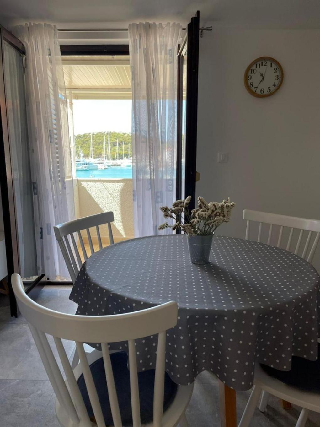 Apartment Bilja Рогозница Экстерьер фото