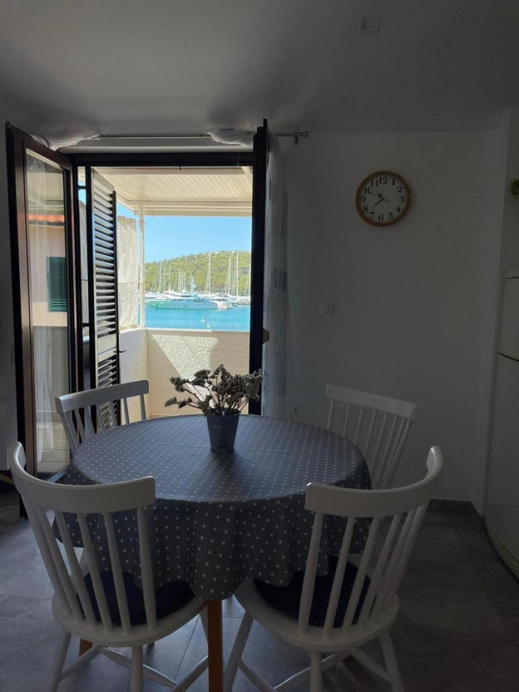 Apartment Bilja Рогозница Экстерьер фото
